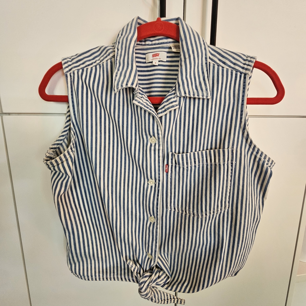 Levi's Train Conductor Tie Crop Top